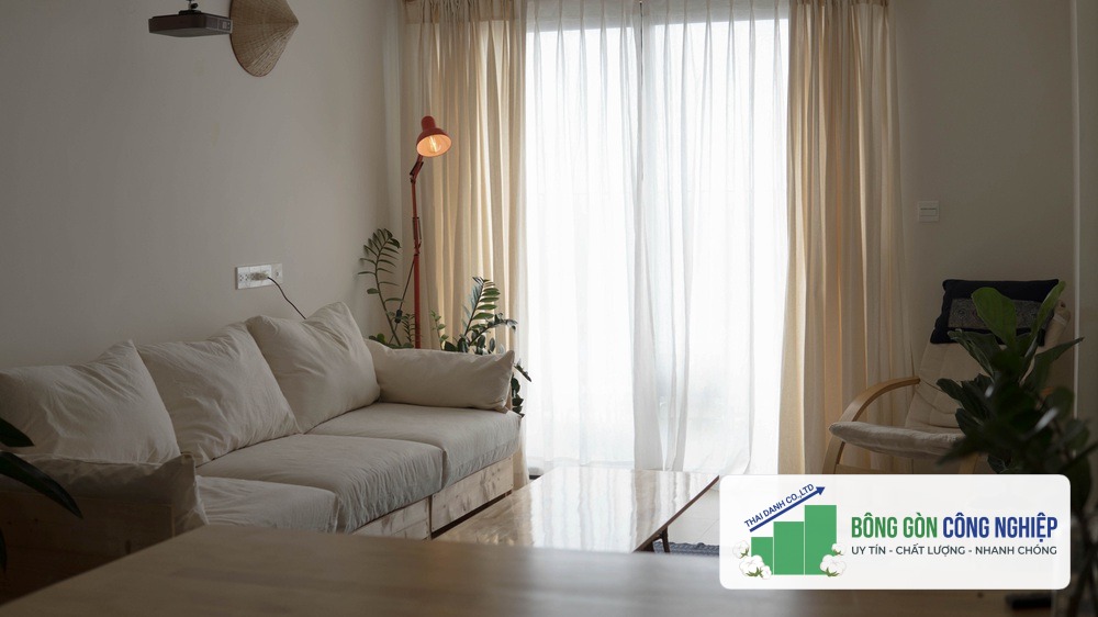 Cặp vợ Việt chồng Tây tự đóng nội thất cho căn hộ 76m2 với chi phí rẻ giật mình, nể nhất là quá trình đóng sofa - Ảnh 4.
