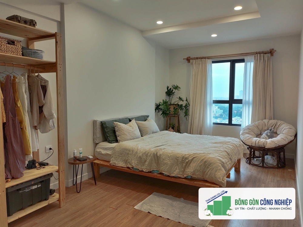 Cặp vợ Việt chồng Tây tự đóng nội thất cho căn hộ 76m2 với chi phí rẻ giật mình, nể nhất là quá trình đóng sofa - Ảnh 7.