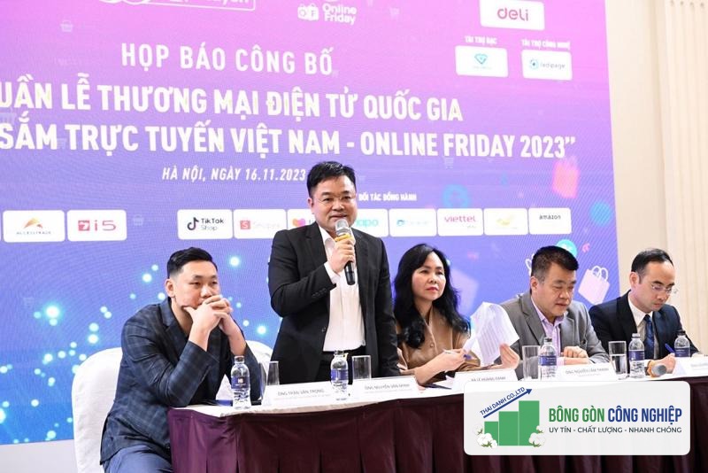 Ban Tổ chức cung cấp thông tin chính thức về Chương trình Tuần lễ Thương mại điện tử quốc gia và Ngày mua sắm trực tuyến Việt Nam - Online Friday 2023.