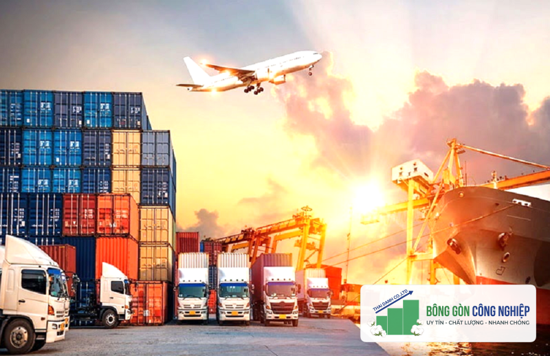 Hoạt động xuất khẩu tiếp tục khởi sắc trong 3 tháng đầu năm 2024, dự báo một năm phục hồi tăng trưởng bứt phá.