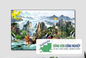 Mẫu tranh bát mã truy phong ngựa phi trên nước và cảnh núi non